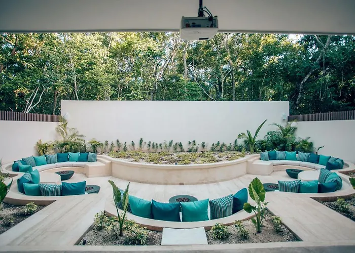Modern Chic 1 Bedroom W/ Rooftop Infinity Pool * Tulum